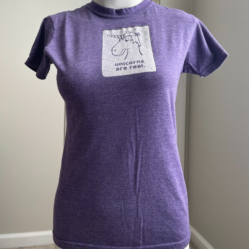 'Unicorns Are Real' T-Shirt - SzS(?)